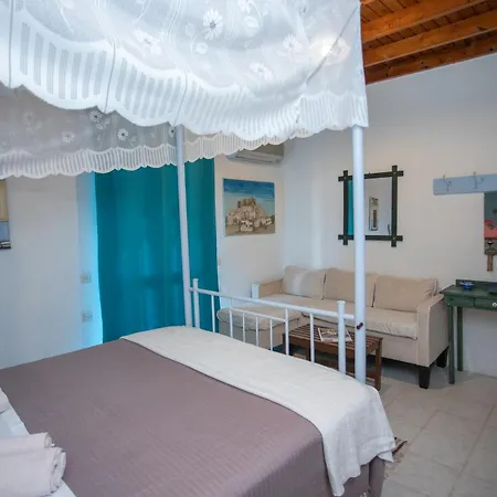 Patmos Tennis & Tennis Court's