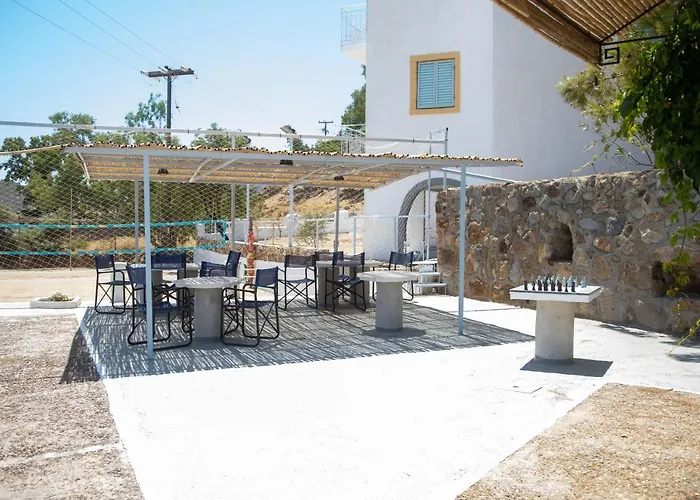 Patmos Tennis & Tennis Court's